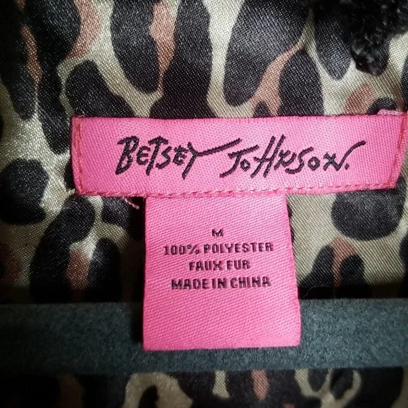 Betsey Johnson Black Fuzzy Faux Fur Vest M - Picture 4 of 6